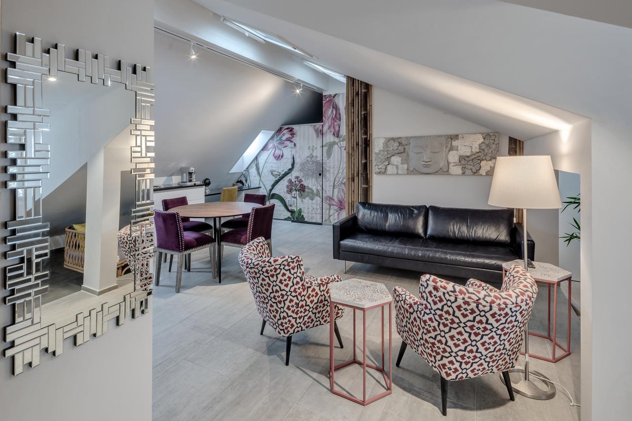 Smartroom The Residence La Cittadella บาเดิน ภายนอก รูปภาพ