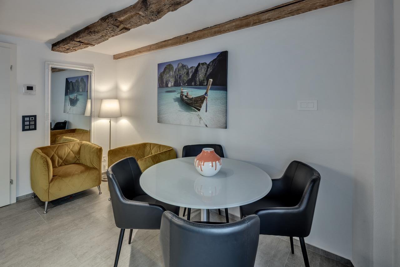 Smartroom The Residence La Cittadella บาเดิน ภายนอก รูปภาพ